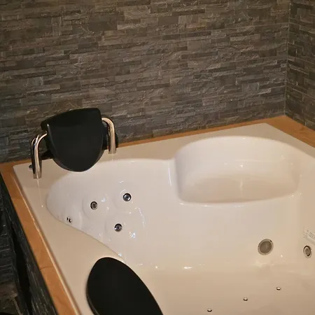 Сasa de vacaciones La Maison D'aurore - Wellness Pour 4 Personnes - Bain Bulles - Sauna - - By La Conciergerie *